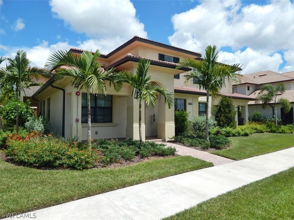 1435 Santiago Cir. #2001, Naples, FL 34113