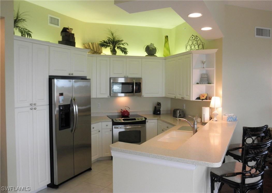 450 Launch Cir. #604, Naples, FL 34108