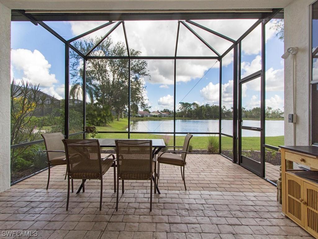 6682 Huntley Ln., Naples, FL 34104