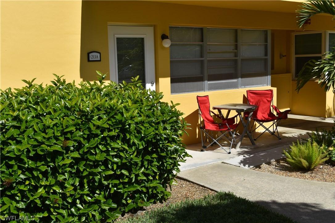 213 8th Ave. #213A, Naples, FL 34102