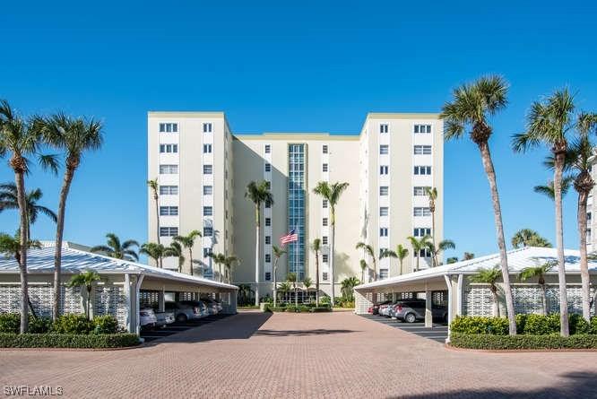 2885 Gulf Shore Blvd. #702, Naples, FL 34103