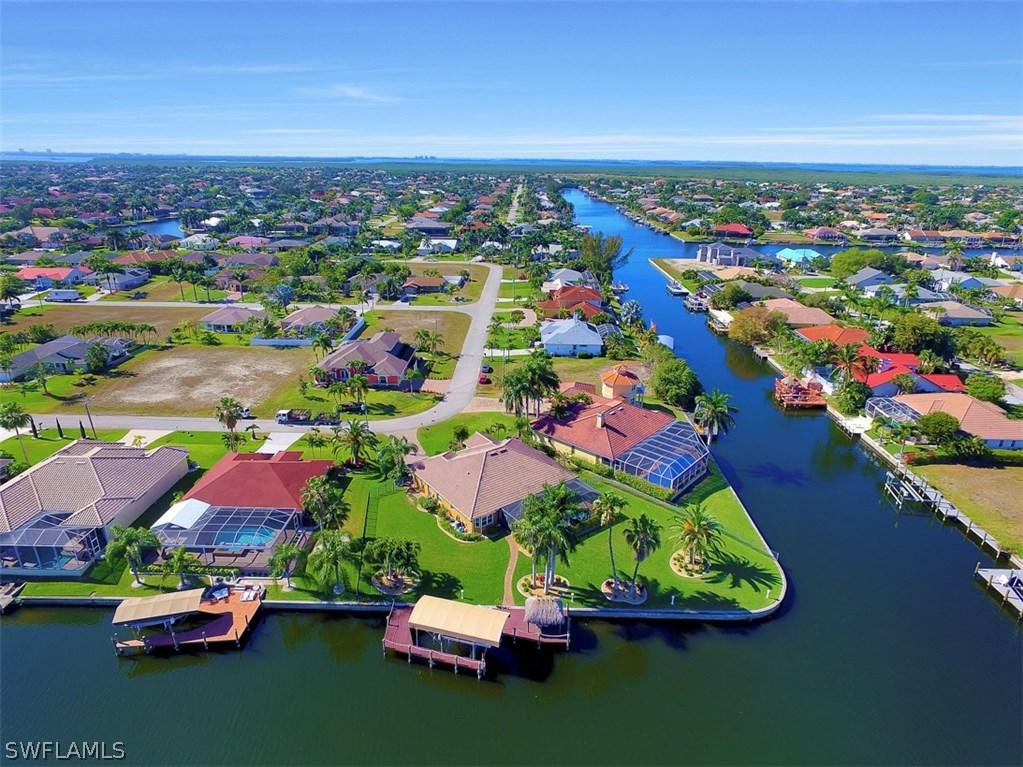 2413 SW 50th St., Cape Coral, FL 33914