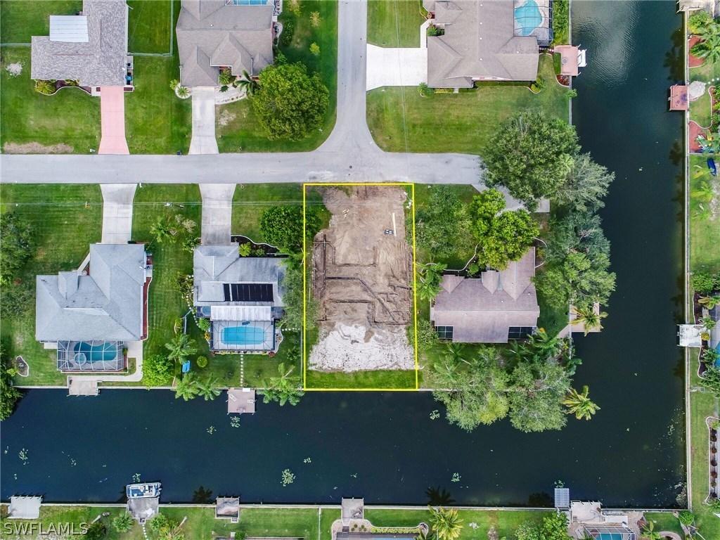 1128 SE 4th Ter., Cape Coral, FL 33990