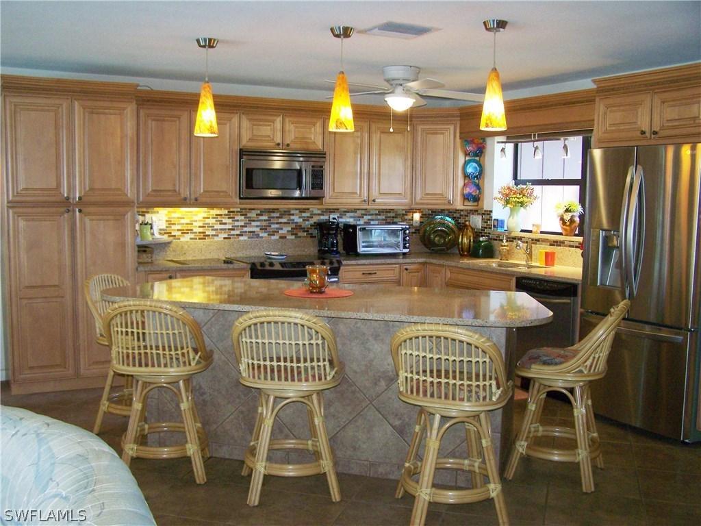 18484 Cutlass Dr., Fort Myers Beach, FL 33931