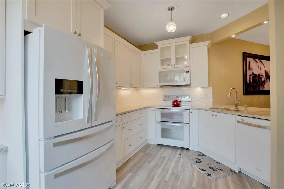 3705 Fieldstone Blvd. #4-102, Naples, FL 34109