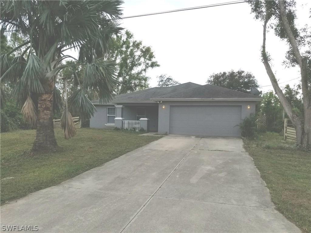 470 Conlee St., Lehigh Acres, FL 33974