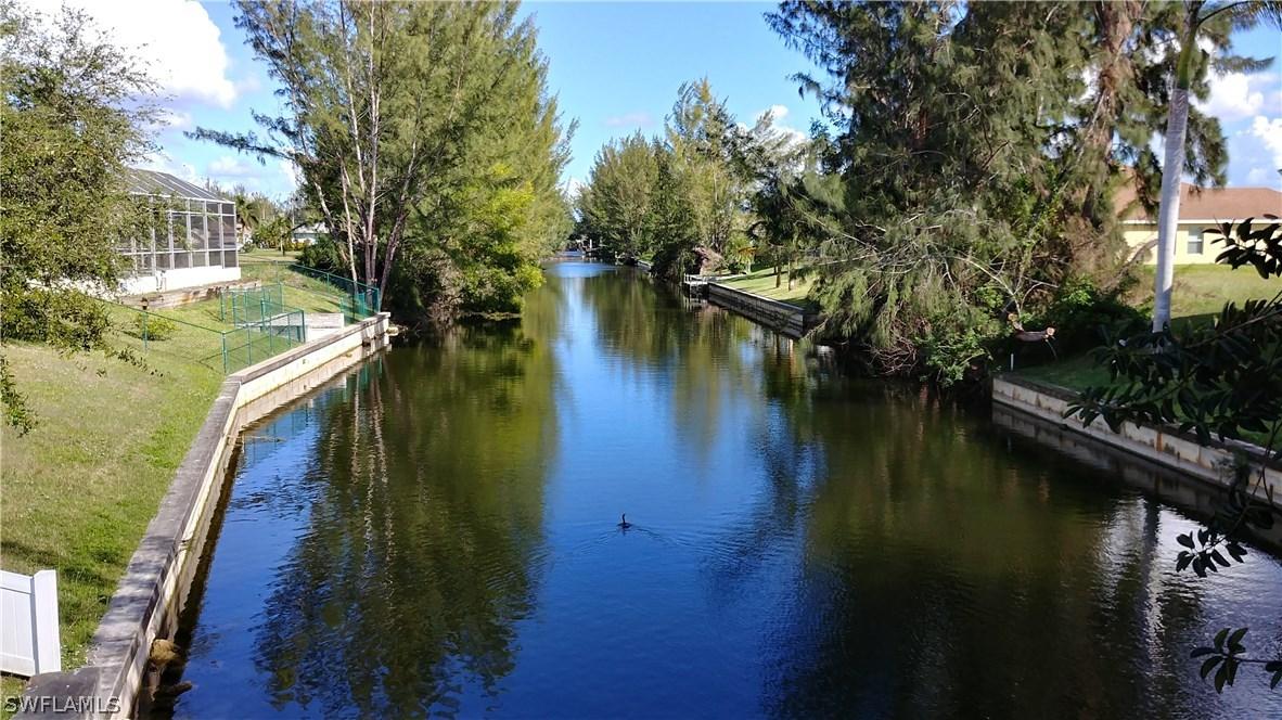 1906 SW 28th Ln., Cape Coral, FL 33914