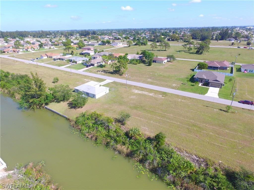 1522 SW 17th Ave., Cape Coral, FL 33991