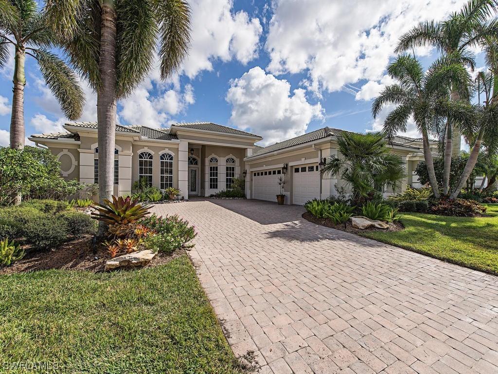 5039 Cerromar Dr., Naples, FL 34112