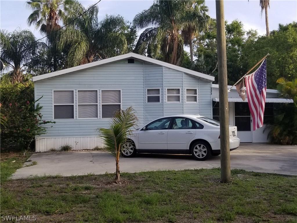 2373 Payne Ln., North Fort Myers, FL 33917