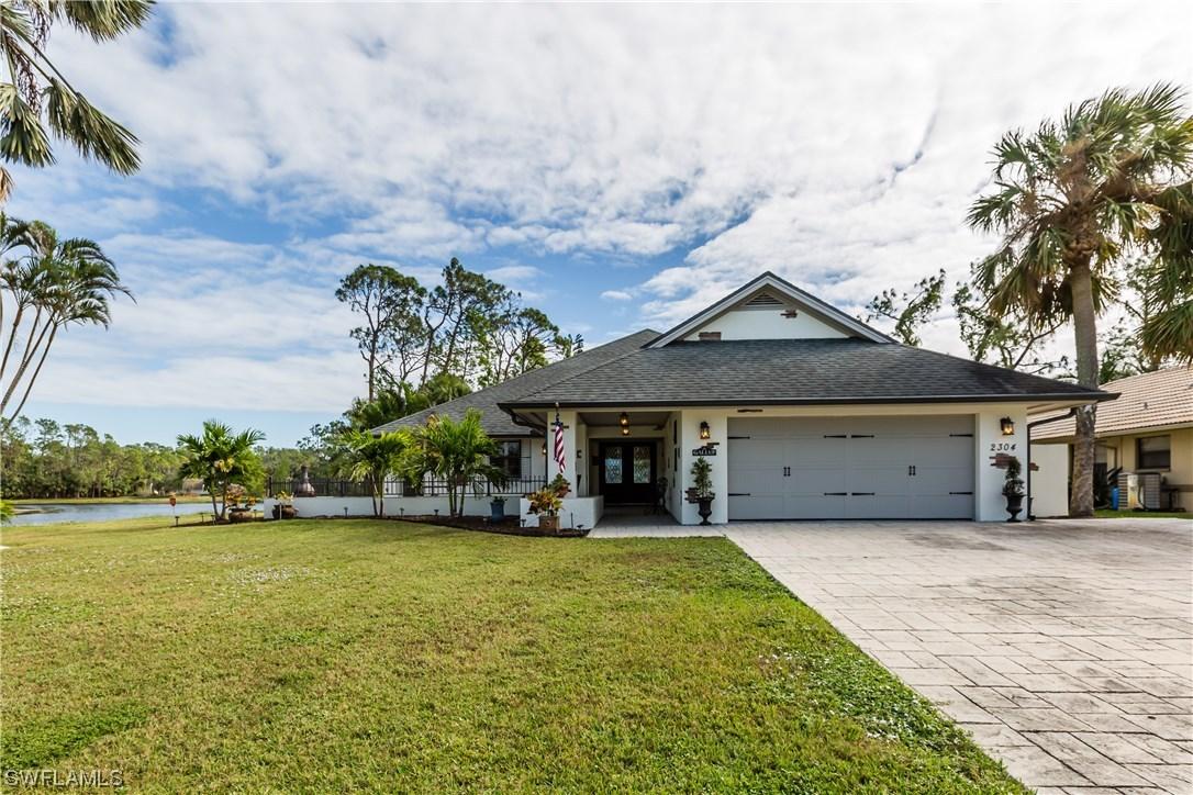 2304 Kings Lake Blvd., Naples, FL 34112