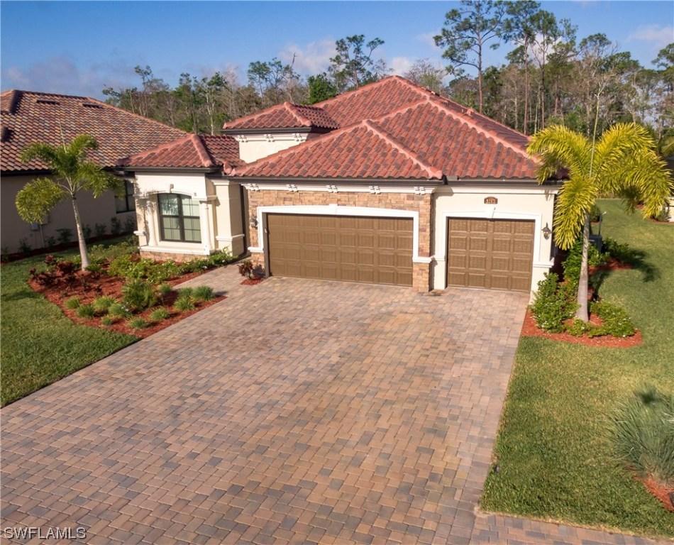 9363 Vercelli Ct., Naples, FL 34113