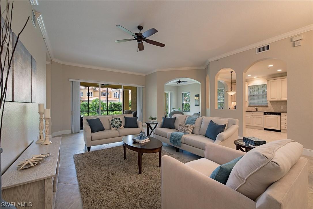 9083 Cascada Way #102, Naples, FL 34114