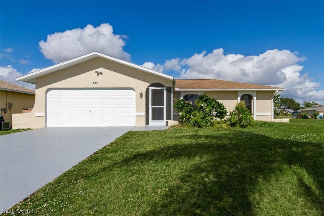 833 NE 9th Ter., Cape Coral, FL 33909