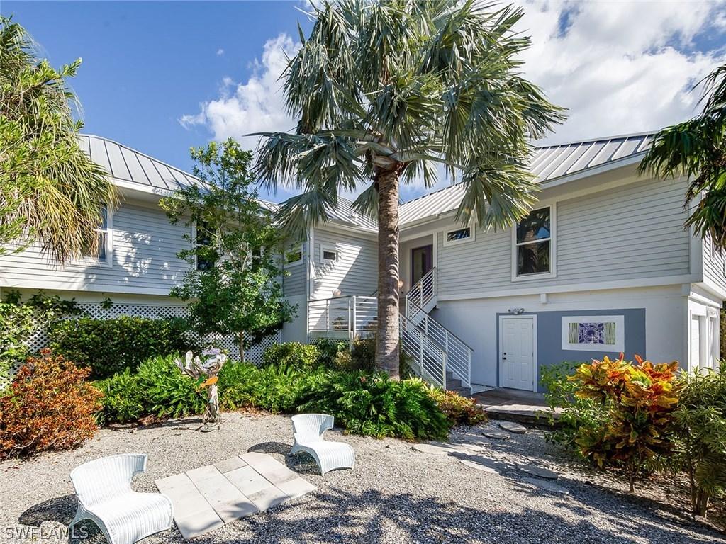 1114 Captains Walk St., Sanibel, FL 33957