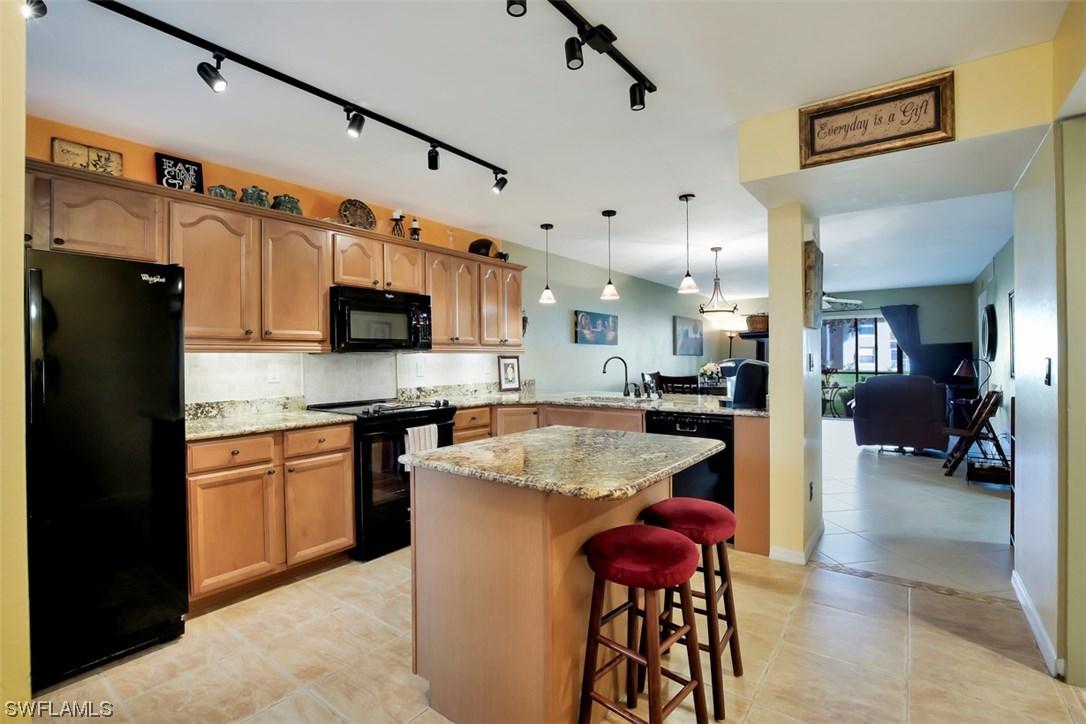 120 Pebble Shores Dr. #5-106, Naples, FL 34110