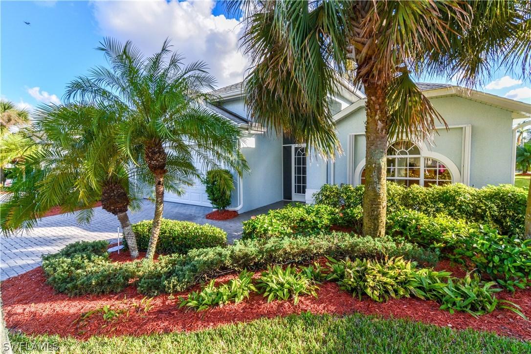 9307 Palm Island Cir., North Fort Myers, FL 33903