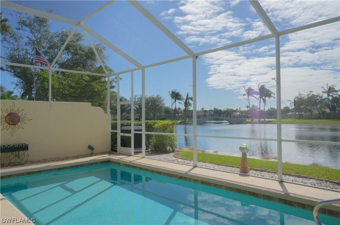 5452 Freeport Ln., Naples, FL 34119