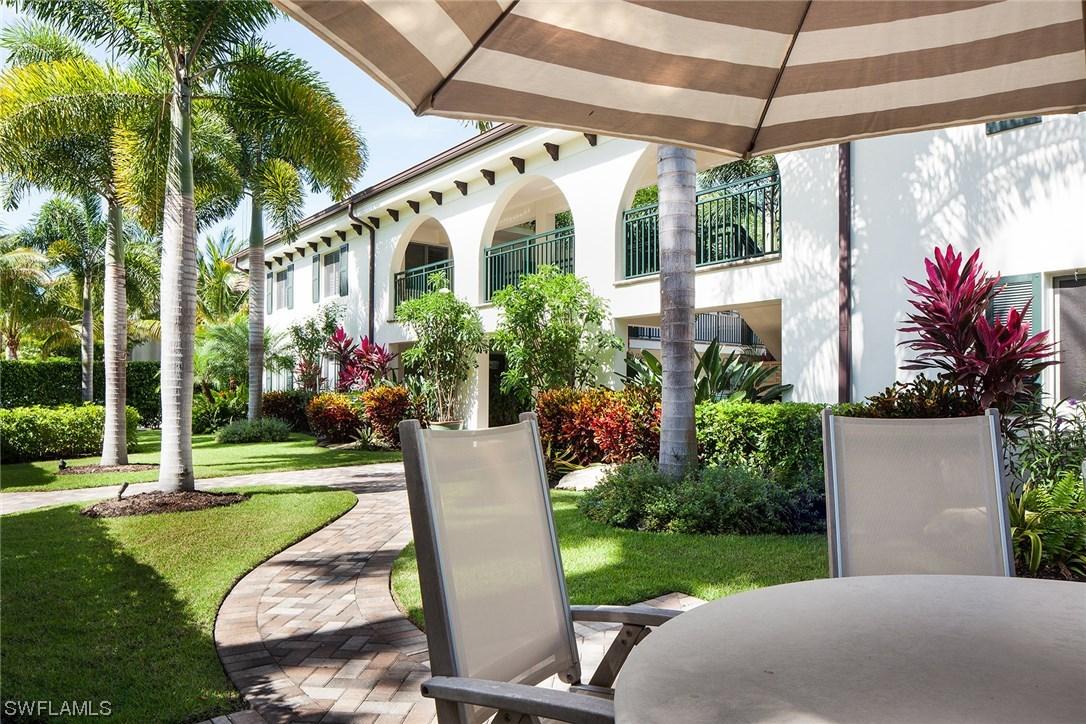 960 7th St. #204, Naples, FL 34102