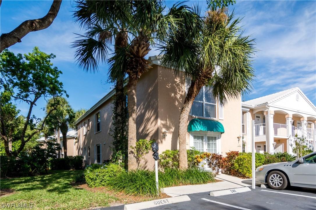 893 Gulf Pavilion Dr. #201, Naples, FL 34108