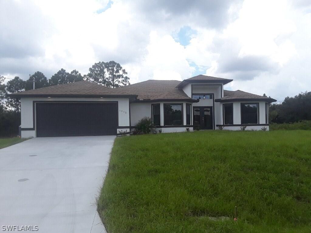 419 Edison Ave., Lehigh Acres, FL 33972