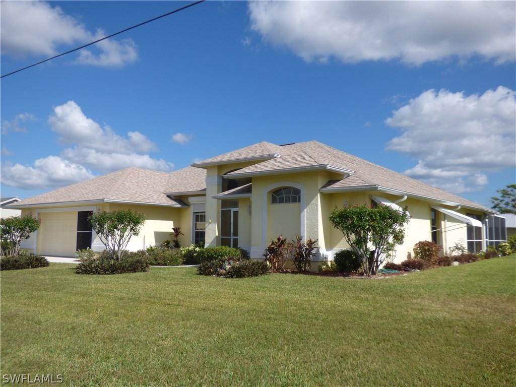 213 Lanyard Pl., Lehigh Acres, FL 33936