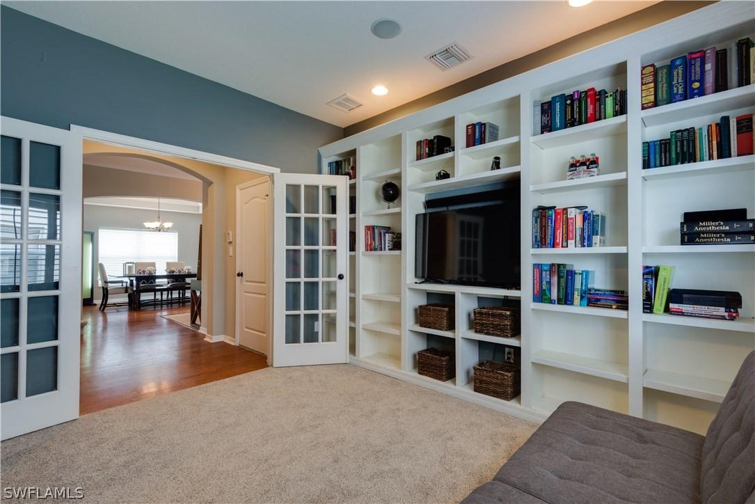 2853 Via Campania St., Fort Myers, FL 33905