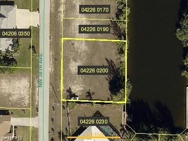 811 NW 38th Ave., Cape Coral, FL 33993