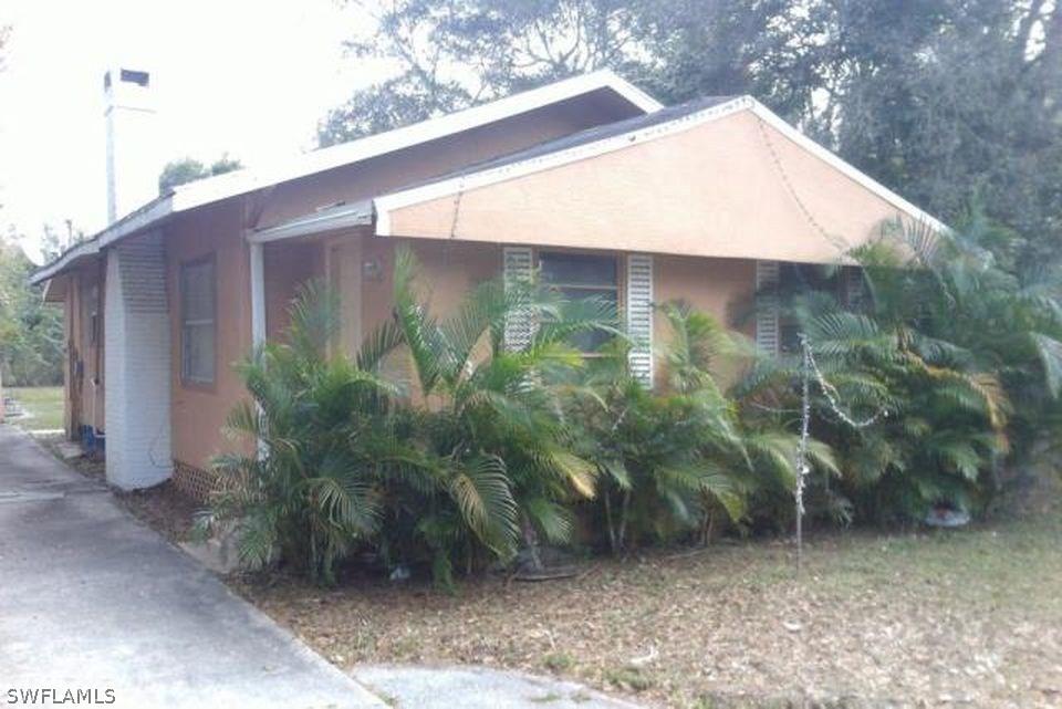 1023 Polk St., Fort Myers, FL 33916