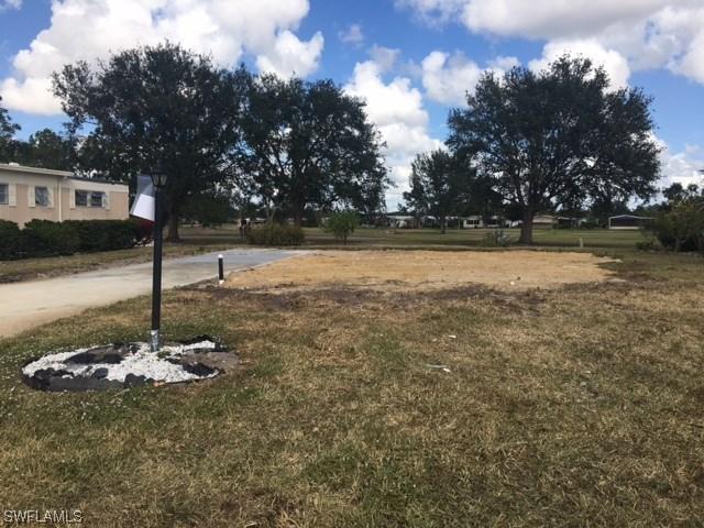 530 Charlemagne Blvd., Naples, FL 34112