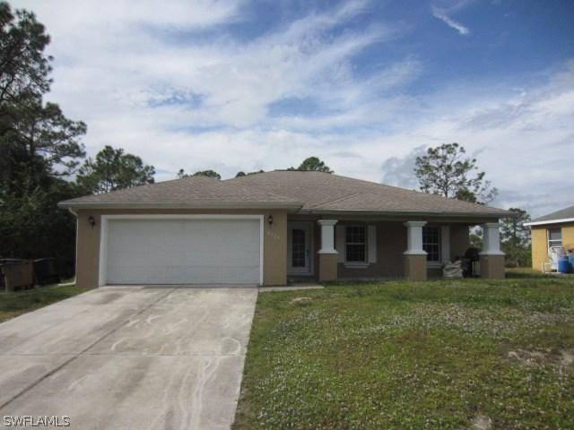 2917 Elaine Ave., Lehigh Acres, FL 33971