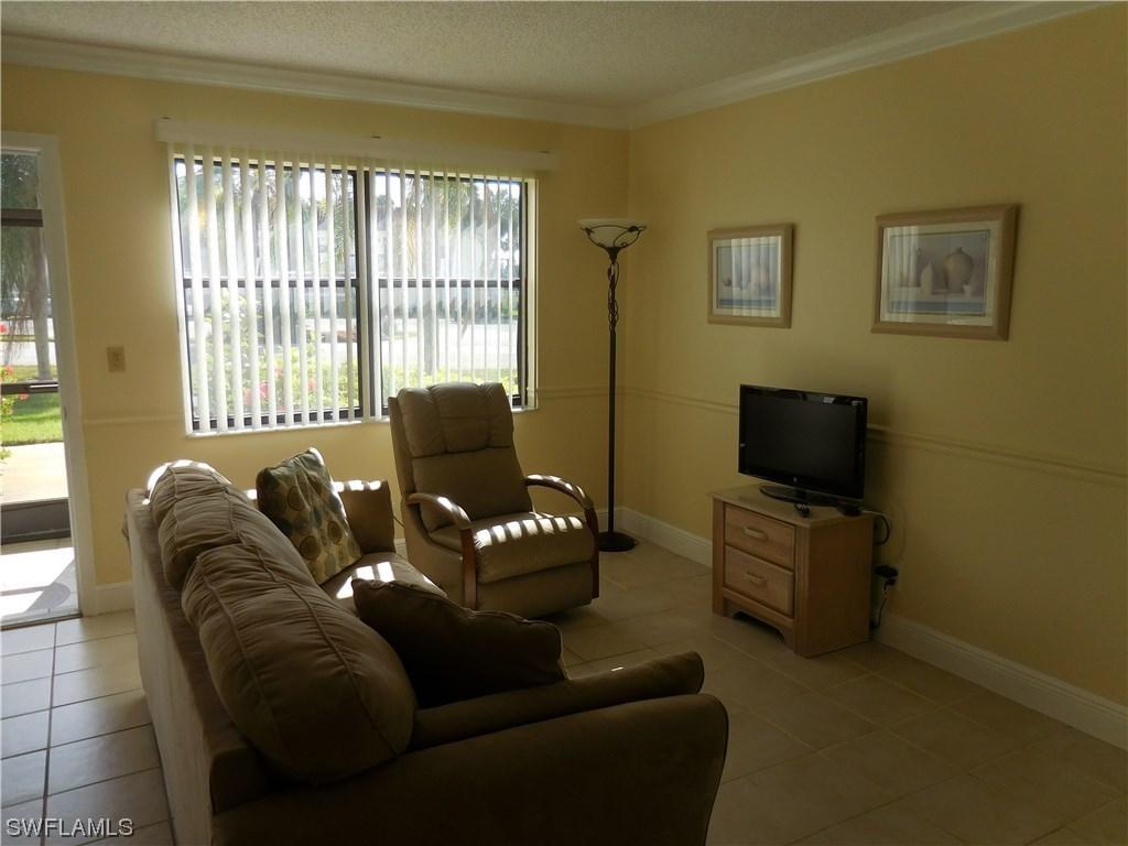 4321 27th Ct. #104, Naples, FL 34116