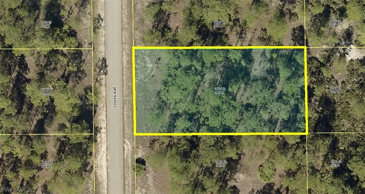 1122 Louis Ave., Lehigh Acres, FL 33972