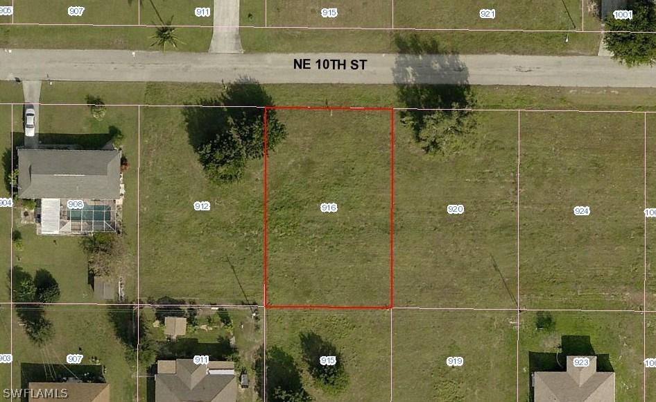916 NE 10th St., Cape Coral, FL 33909