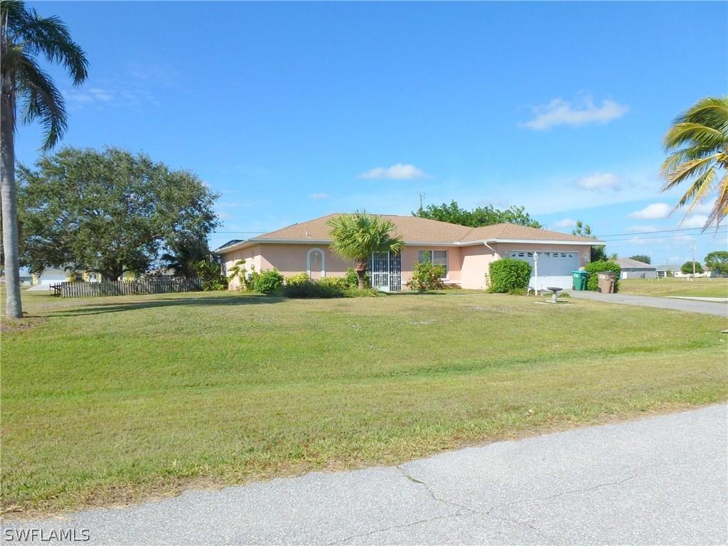 1424 NE 22nd Ave., Cape Coral, FL 33909