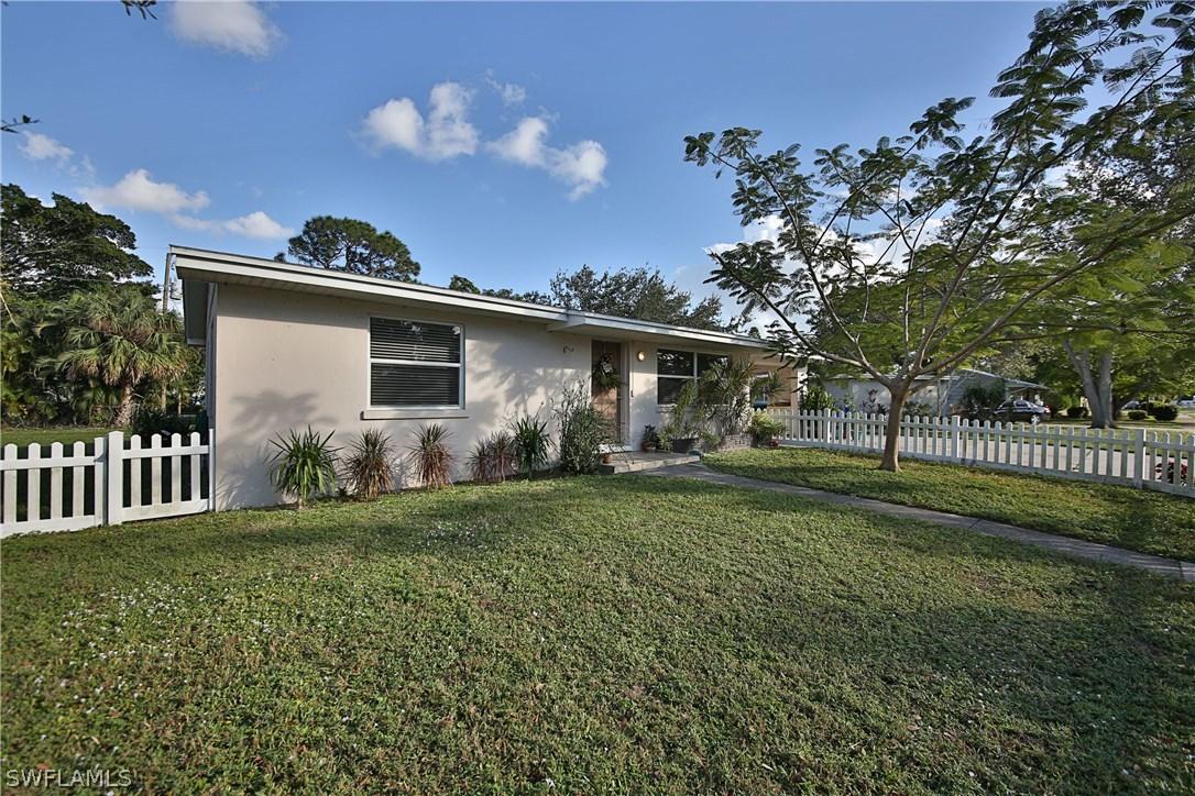 3833 La Palma St., Fort Myers, FL 33901