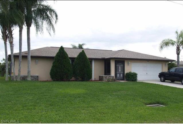 908 SE 33rd St., Cape Coral, FL 33904