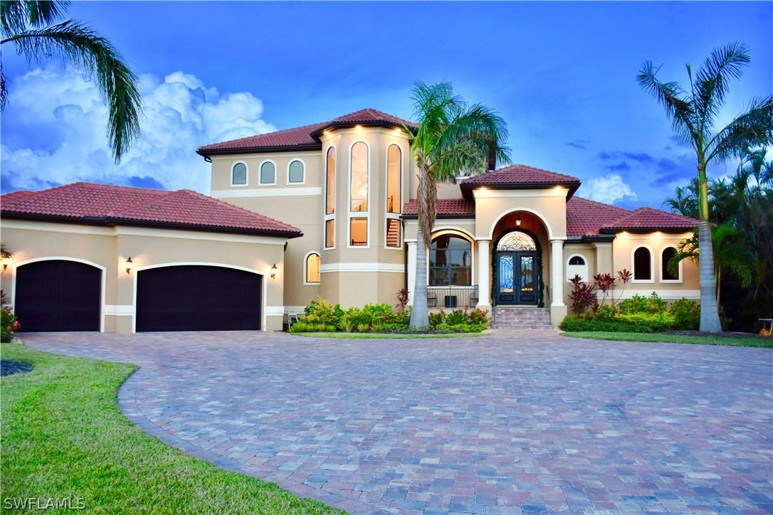 5211 Nautilus Dr., Cape Coral, FL 33904