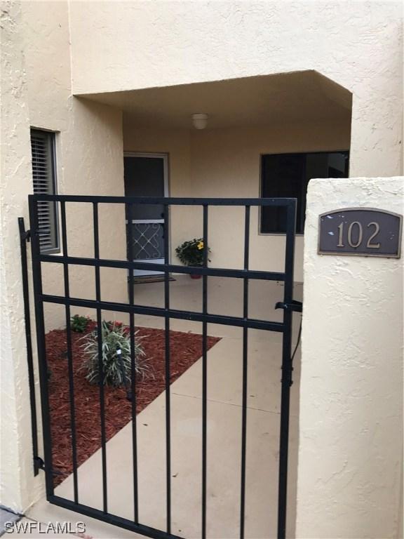 589 Beachwalk Cir. #P-102, Naples, FL 34108