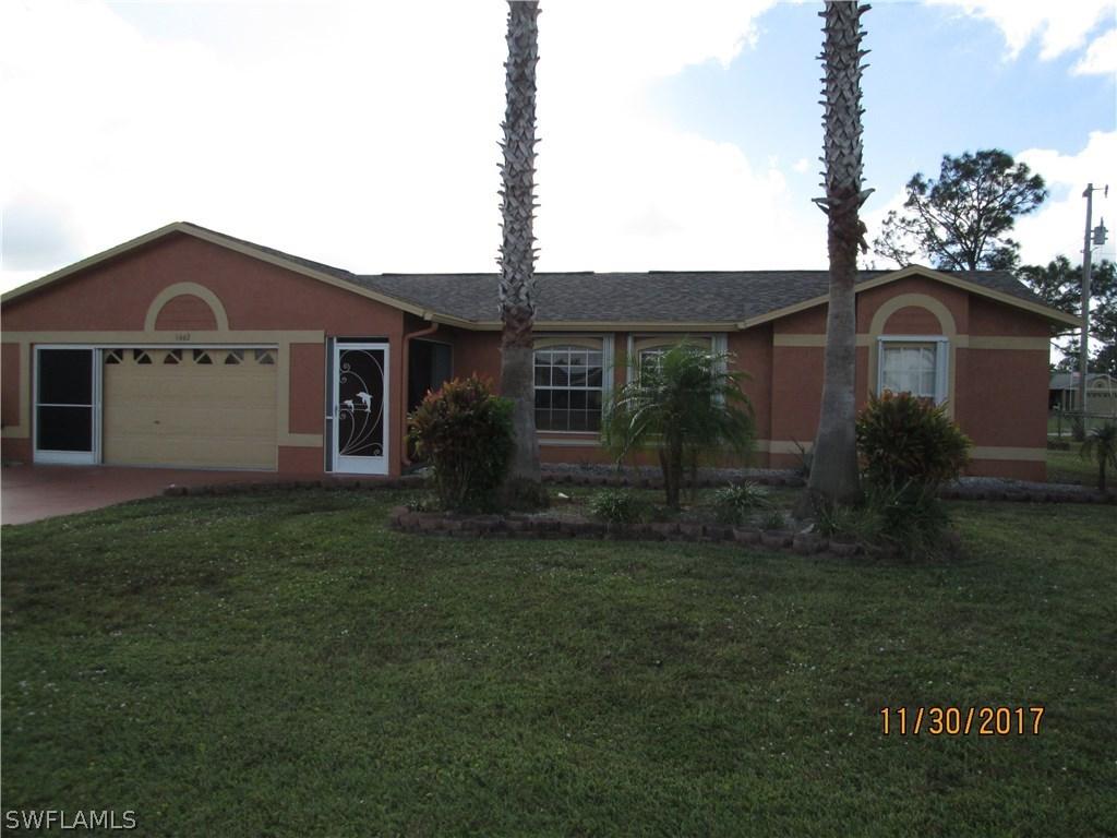 1662 Cheshire Cir., Lehigh Acres, FL 33936