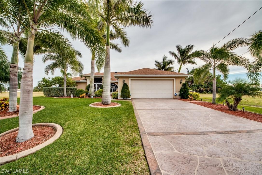 9 NW 8th Pl., Cape Coral, FL 33993