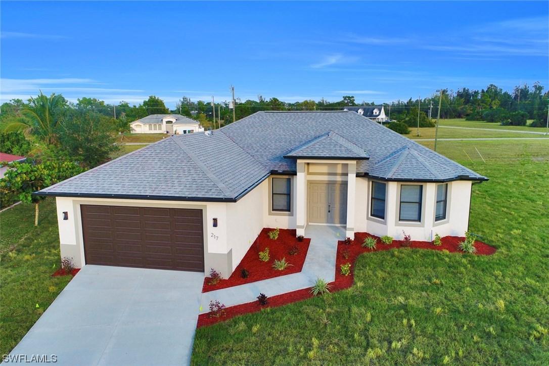 217 SW 10th Pl., Cape Coral, FL 33991