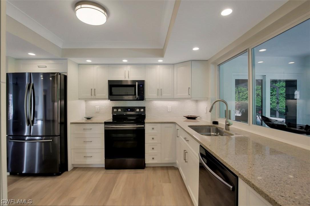 721 Willowhead Dr., Naples, FL 34103