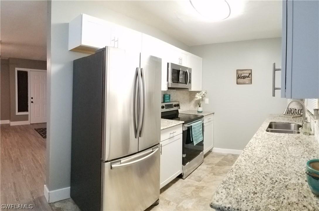 4409 19th Ave., Naples, FL 34116