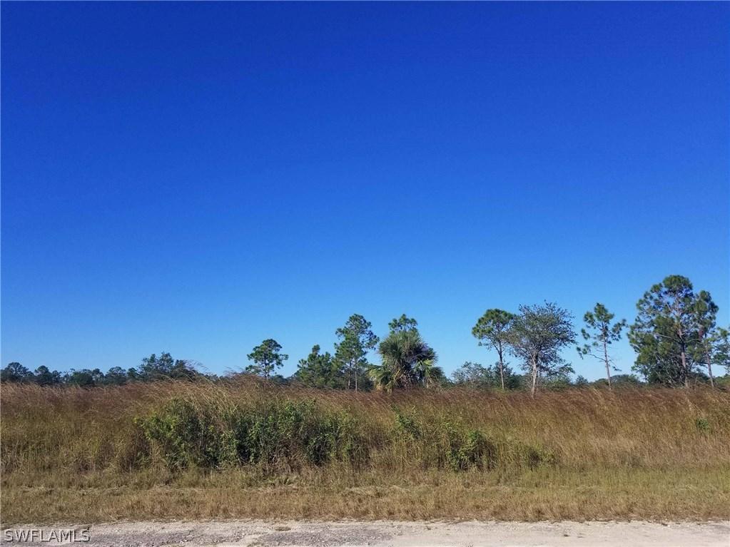 1103 Hines Ave., Lehigh Acres, FL 33972