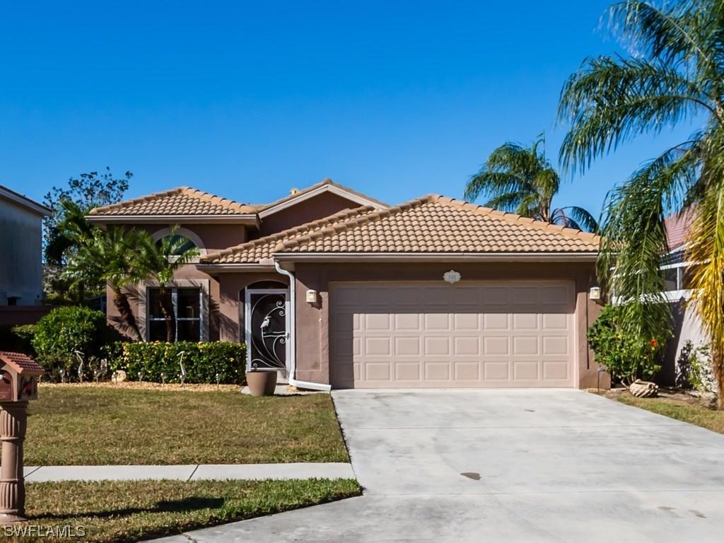 141 Sabal Lake Dr., Naples, FL 34104
