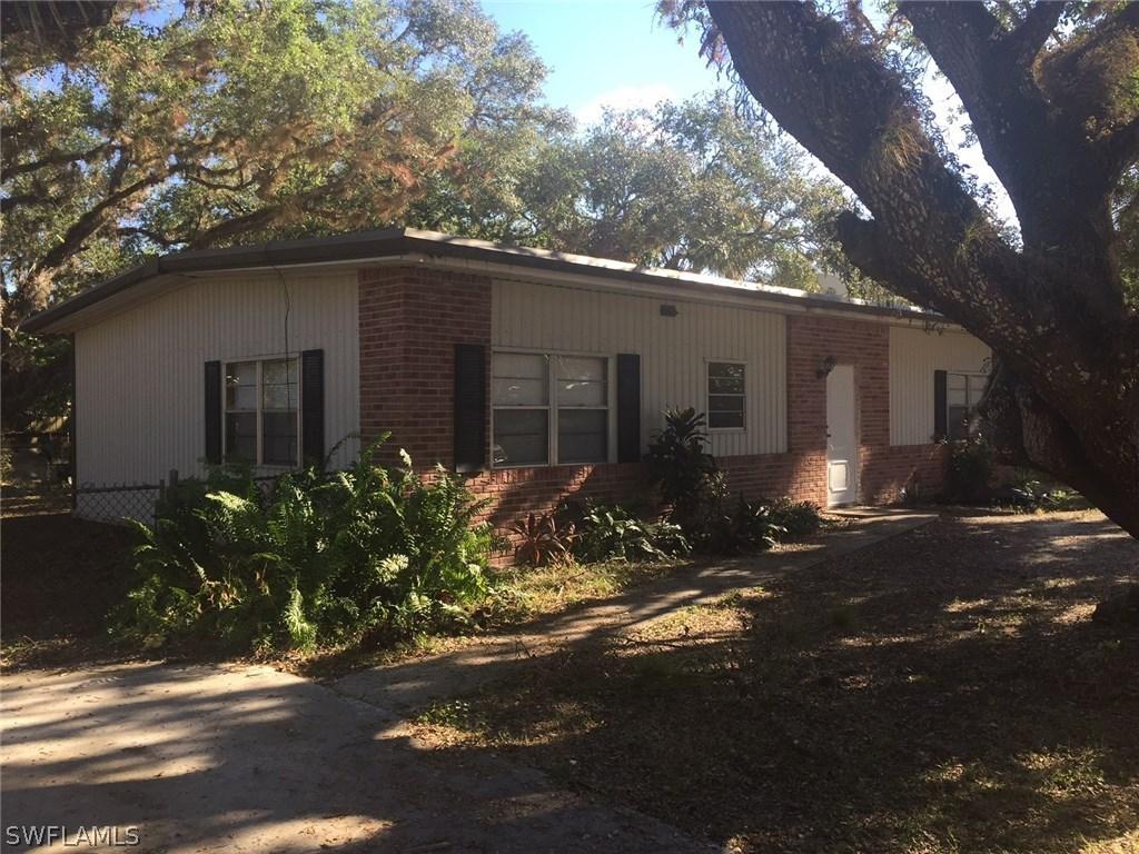 315 Riverview Dr., Labelle, FL 33935