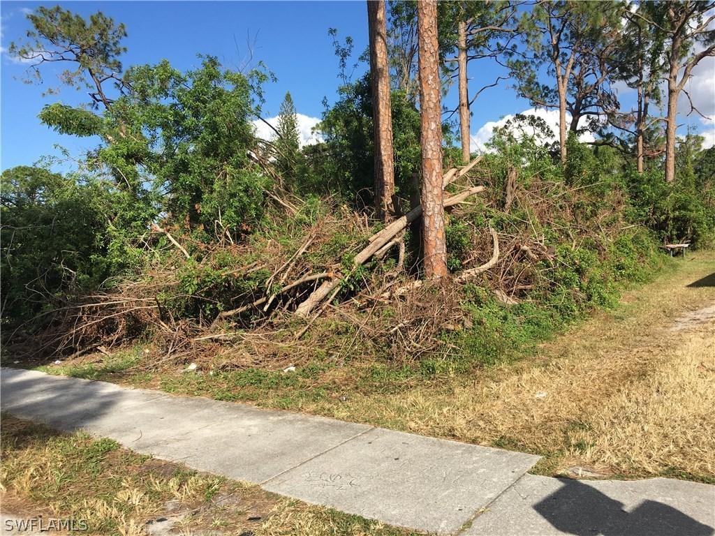 5539 8th Ave., Fort Myers, FL 33907