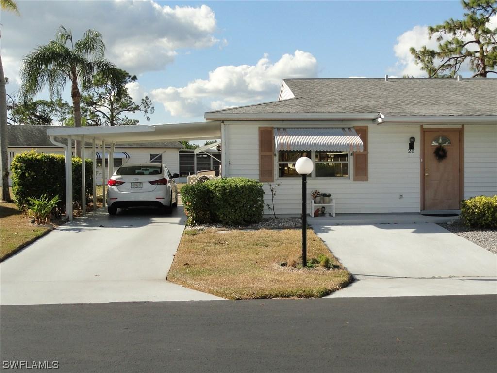 28 Pinewood Blvd., Lehigh Acres, FL 33936