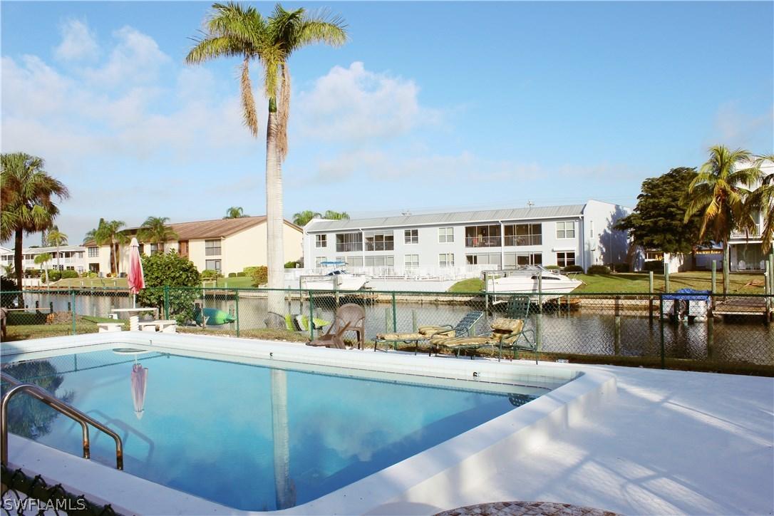 1027 SE 46th Ln. #1B, Cape Coral, FL 33904